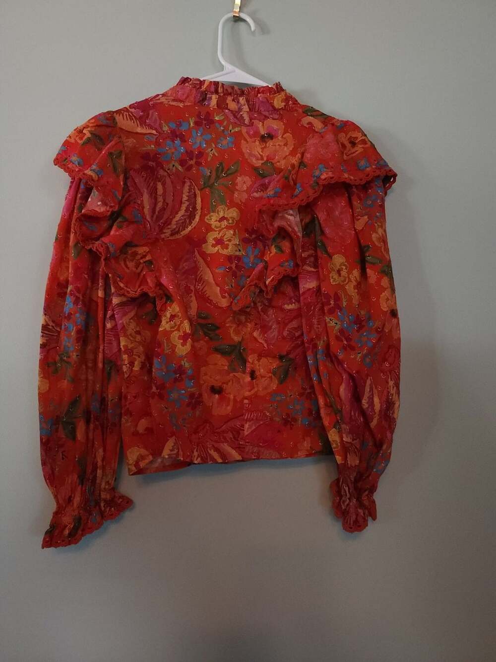 Statementblouse Boholuxury FARM Rio Red Spring Bananas Ruffle Detail - Picture 3 of 3
